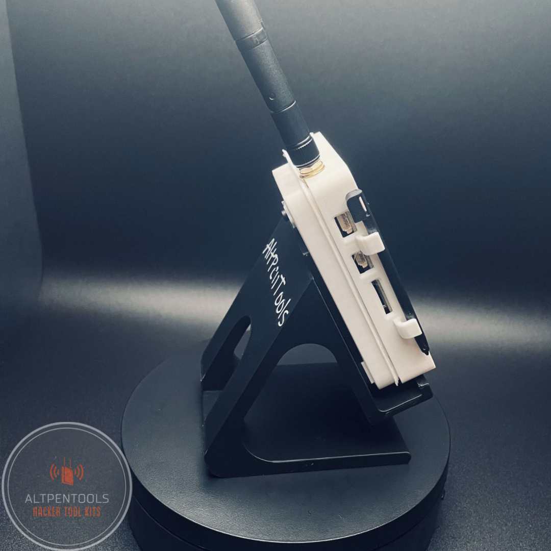 Marauder MR.ROBOT Portable with GPS + built in battery WHITE